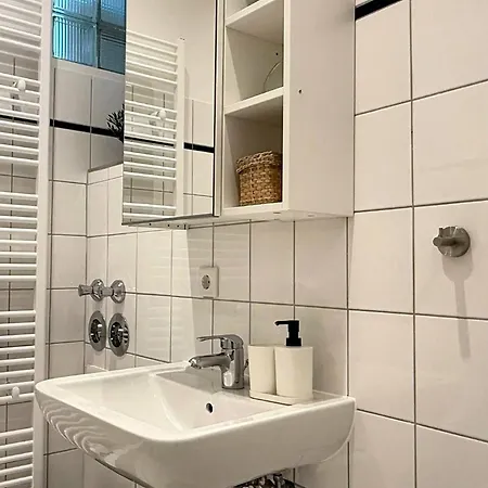 Aura Iii - Modern & Komfortabel, 2-raum * Bielefeld